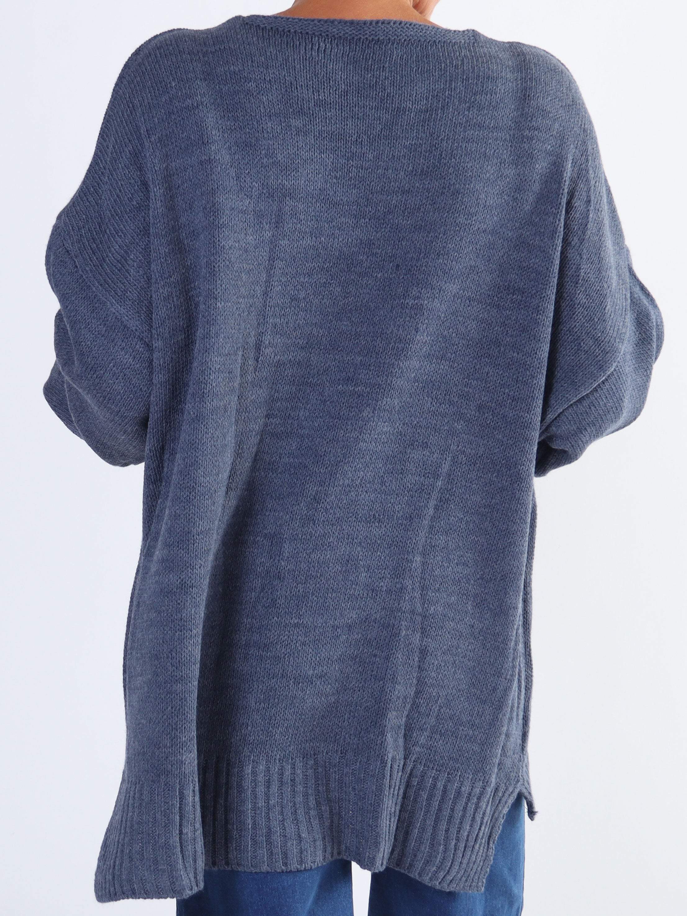 Shaima - Simpel plus sized tröja med fickor